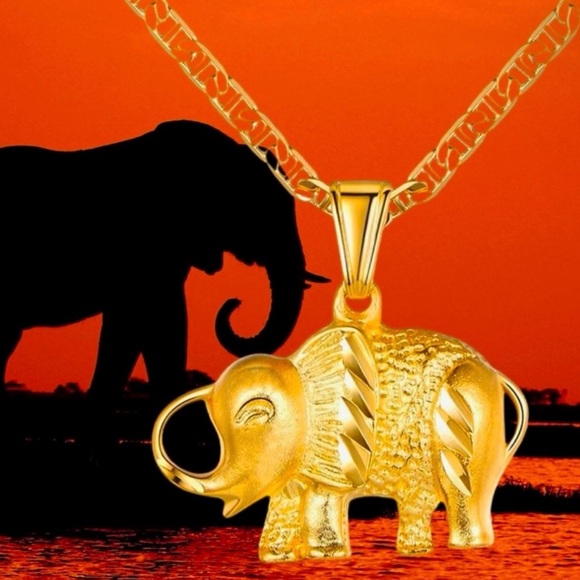 Jewelry - 18 Karat Gold Plated Elephant Pendant Necklace